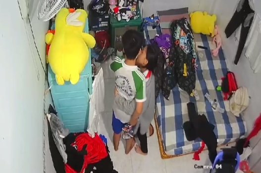 Kéo bạn trai về nhà bằng lợn