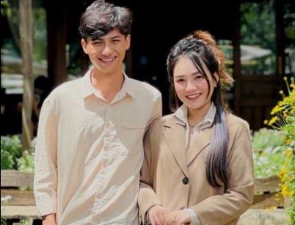 Sợ mới cưới chịch không phải là lẽo đẽo